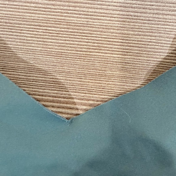 Aerie Real Free Seamless Wireless Bra Bundle Of 2 Size XL Green & Pink - Picture 2 of 8